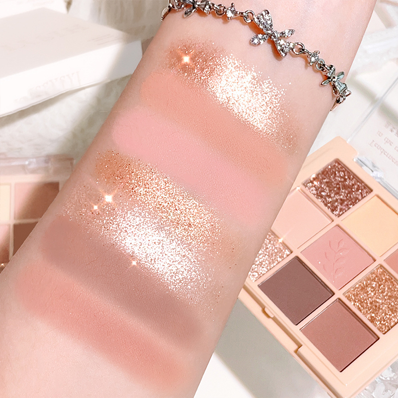 “Not Gonna Lie… The Skavix Palette Changed EVERYTHING 💅” Blend, glow, and slay—all day.